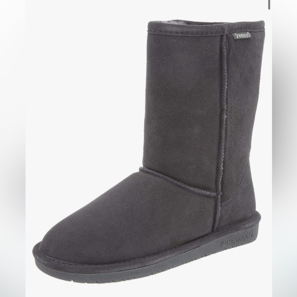 BUY PLEASEEE BearPaw Emma Short Classic